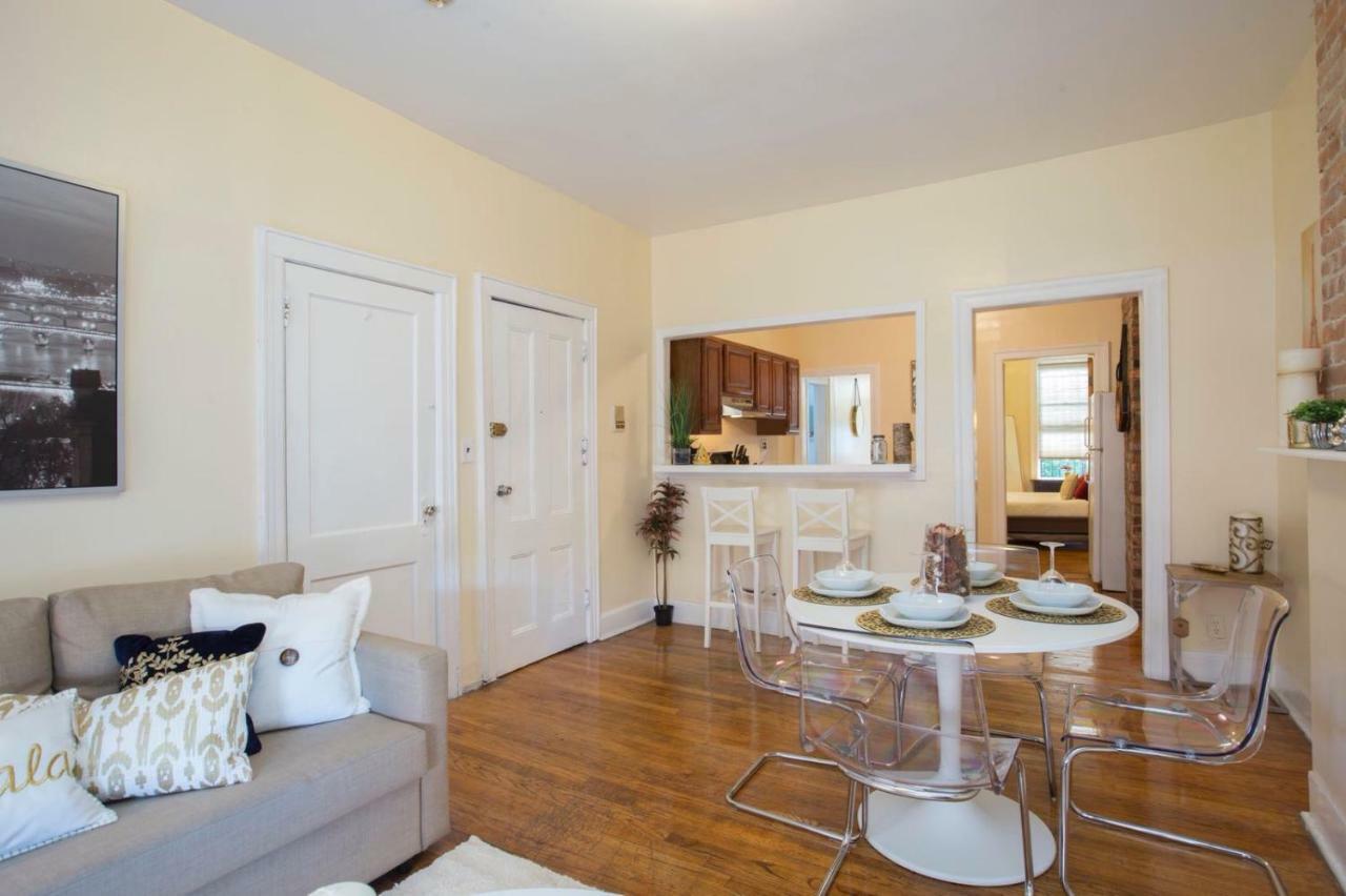Lavish 3 Bedroom Apt In Williamsburg!! นิวยอร์ก ภายนอก รูปภาพ